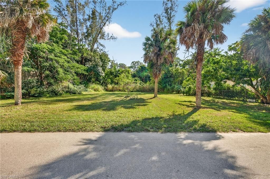 2650 Holly Ave, Naples, FL 34112 Photo