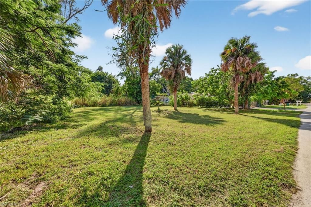 2650 Holly Ave, Naples, FL 34112 Photo
