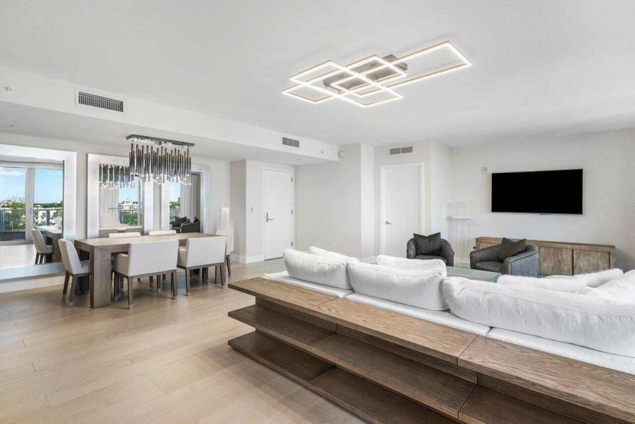 1180 N Federal Highway, Unit 707, Fort Lauderdale, FL 33304 Photo