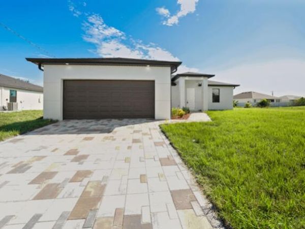 2458 NW 9th Ter Terrace, Cape Coral, FL 33993