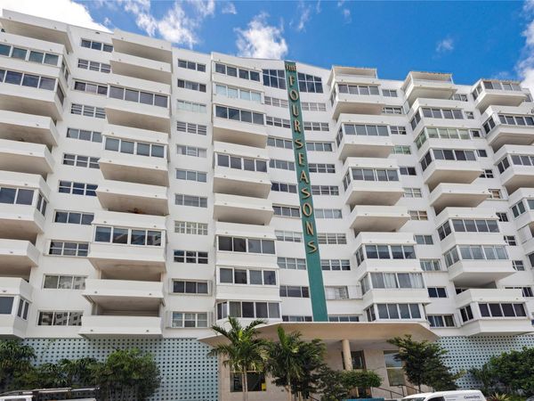 333 Sunset Drive, Unit 207, Fort Lauderdale, FL 33301