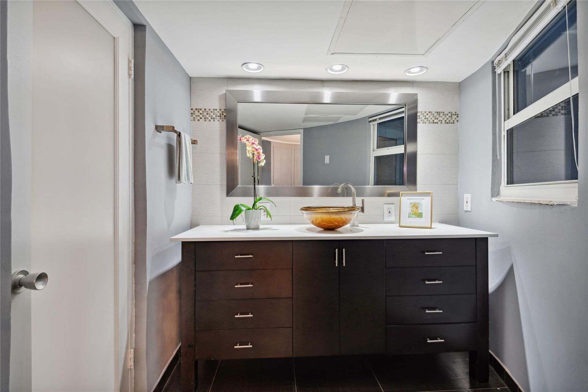 333 Sunset Drive, Unit 207, Fort Lauderdale, FL 33301 Photo