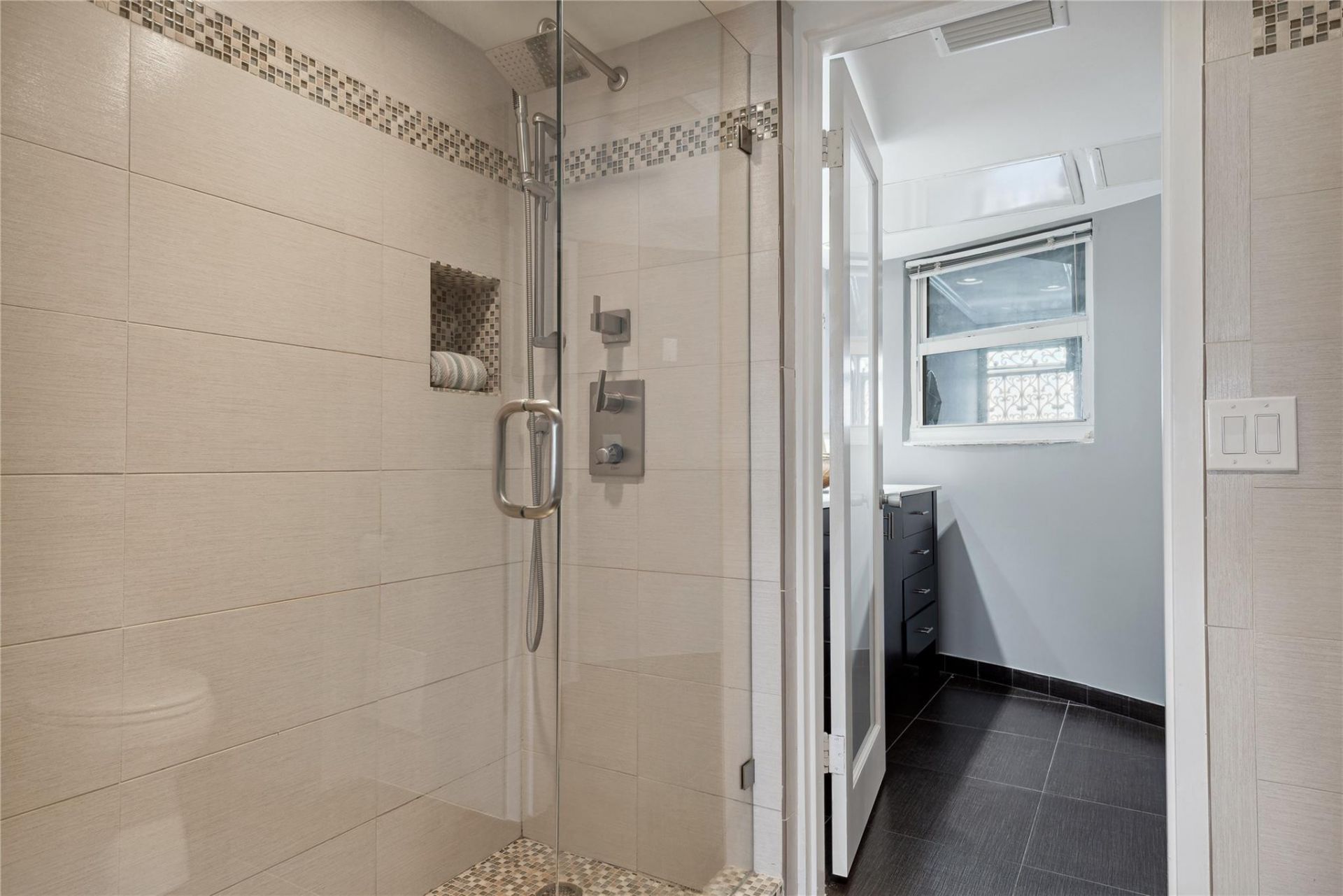 333 Sunset Drive, Unit 207, Fort Lauderdale, FL 33301 Photo