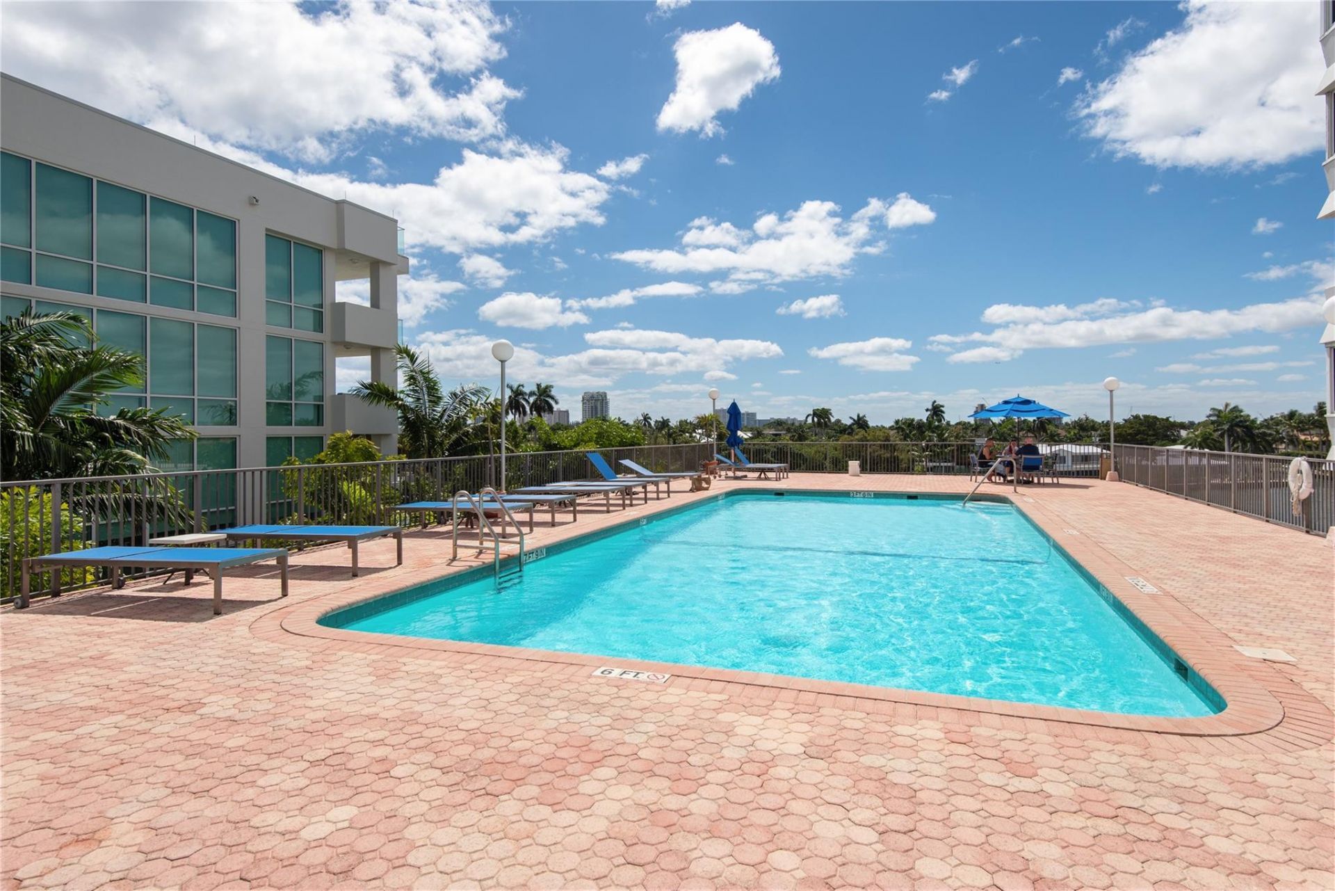 333 Sunset Drive, Unit 207, Fort Lauderdale, FL 33301 Photo