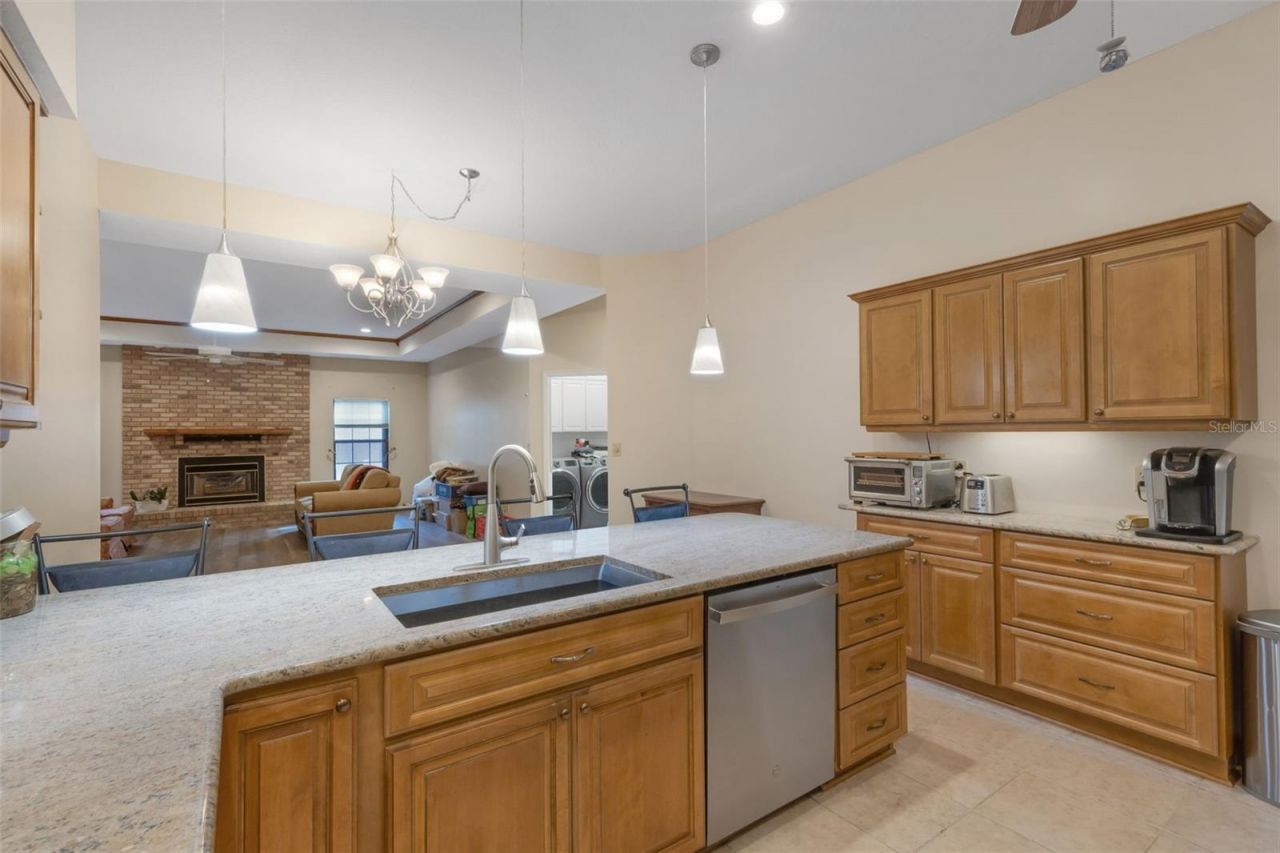 6602 Forestwood Drive W, Lakeland, FL 33811 Photo