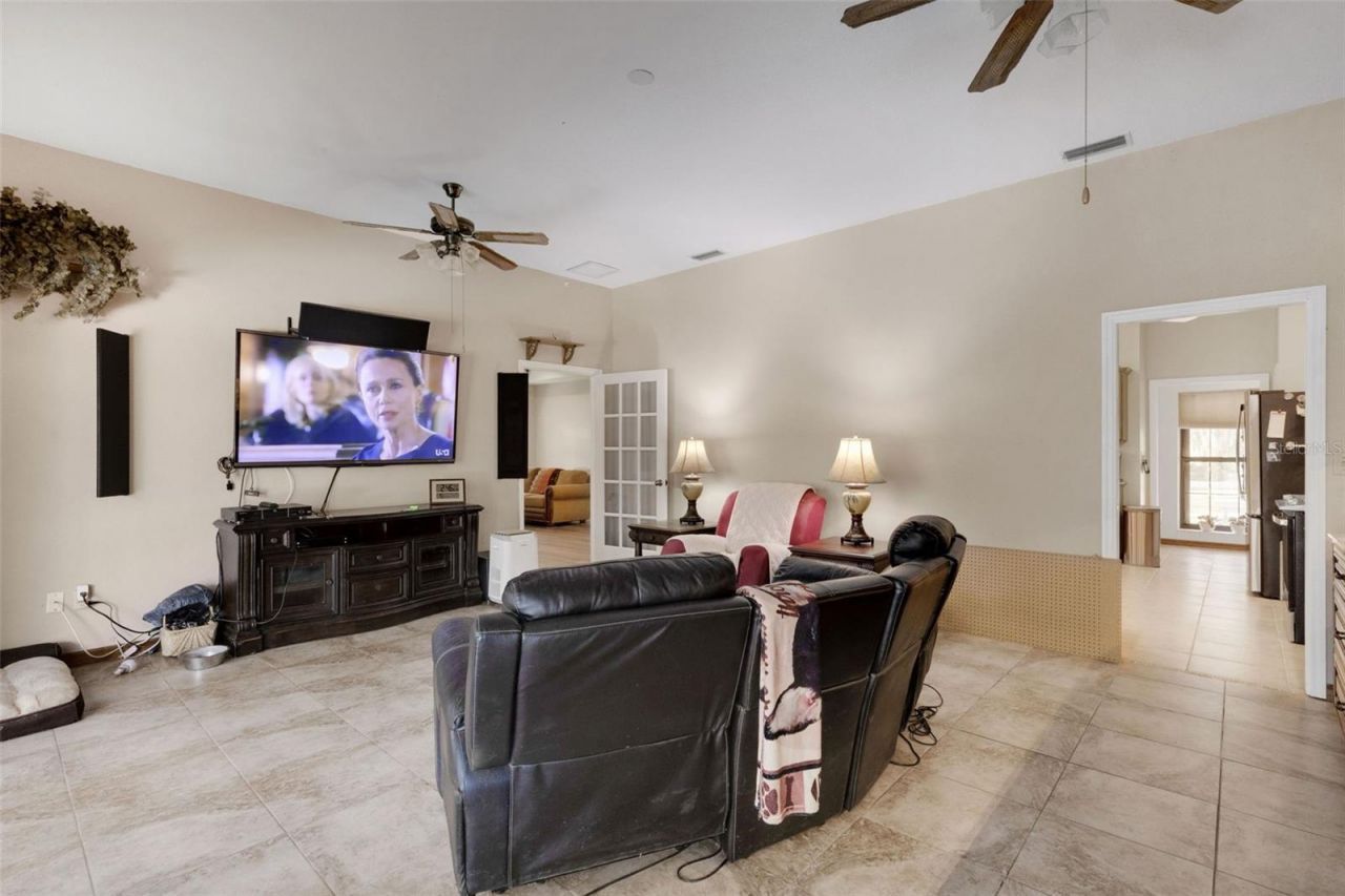 6602 Forestwood Drive W, Lakeland, FL 33811 Photo