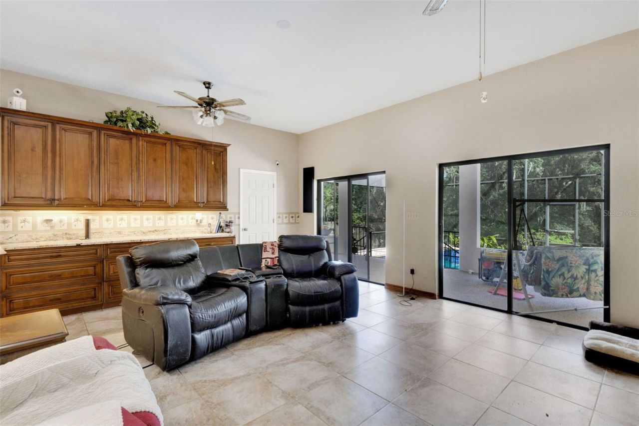 6602 Forestwood Drive W, Lakeland, FL 33811 Photo