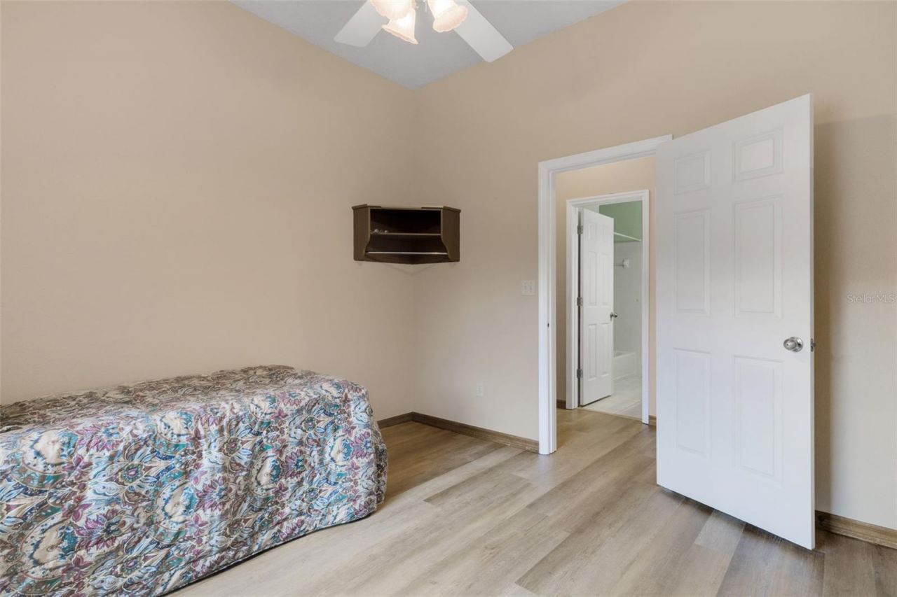 6602 Forestwood Drive W, Lakeland, FL 33811 Photo