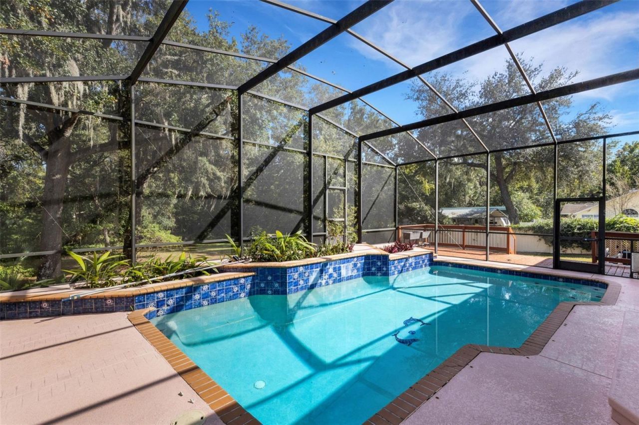 6602 Forestwood Drive W, Lakeland, FL 33811 Photo