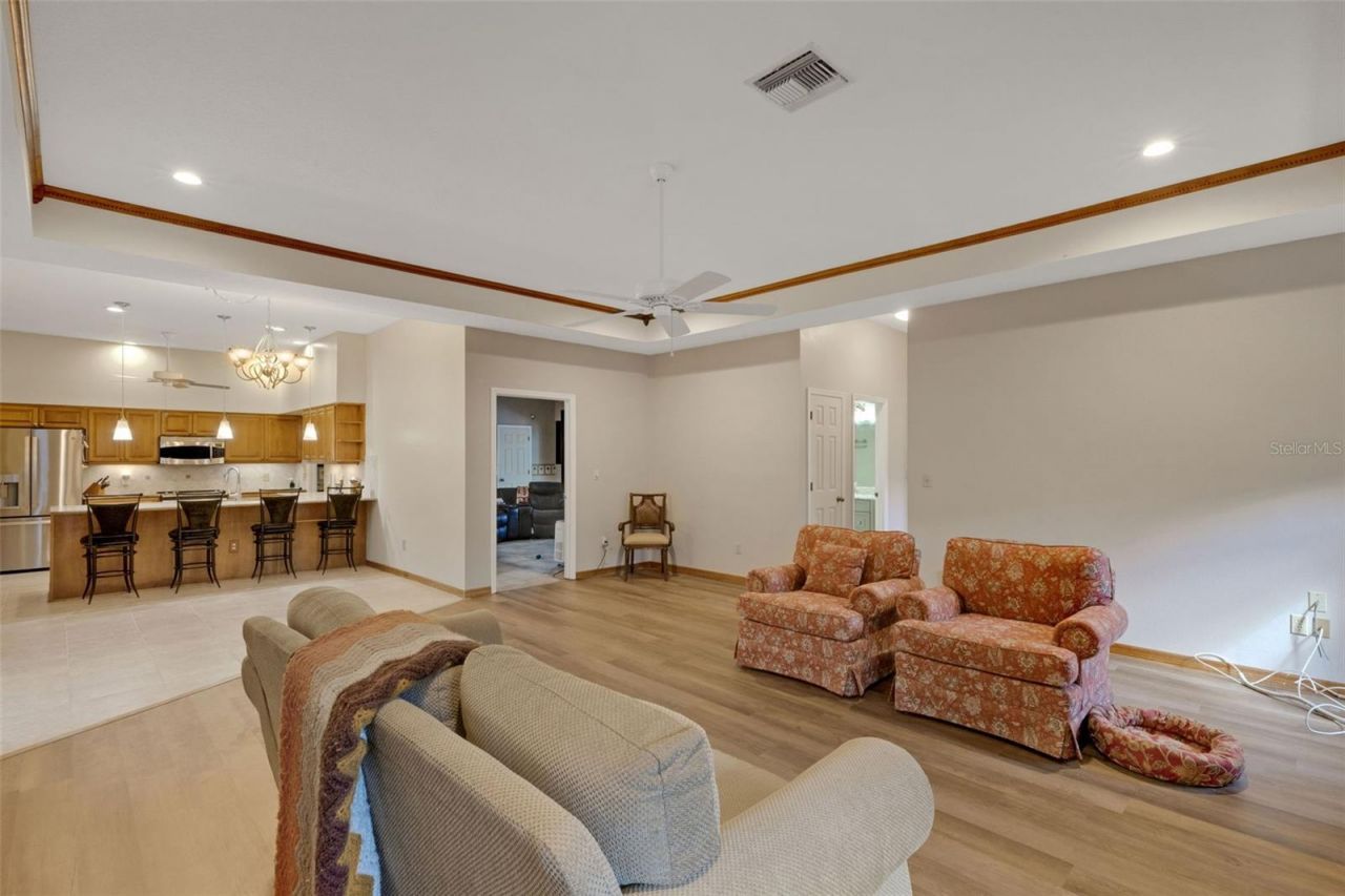 6602 Forestwood Drive W, Lakeland, FL 33811 Photo