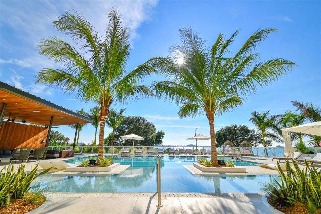 1020 Sunset Point Road, Unit 103, Clearwater, FL 33755 Photo