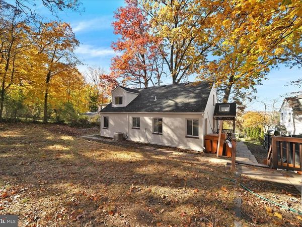 1135 GROVANIA AVENUE, ABINGTON, PA 19001