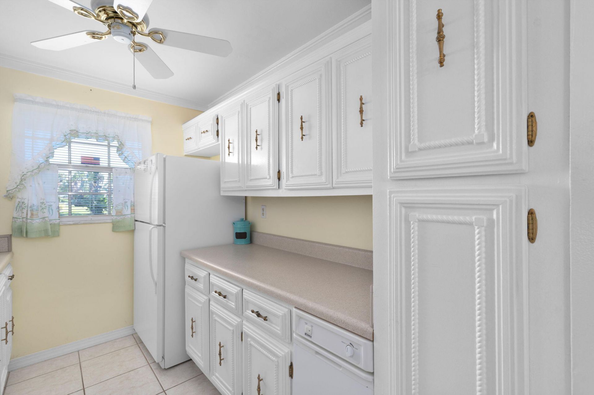 109 Lakes End Drive, Unit D, Fort Pierce, FL 34982 Photo