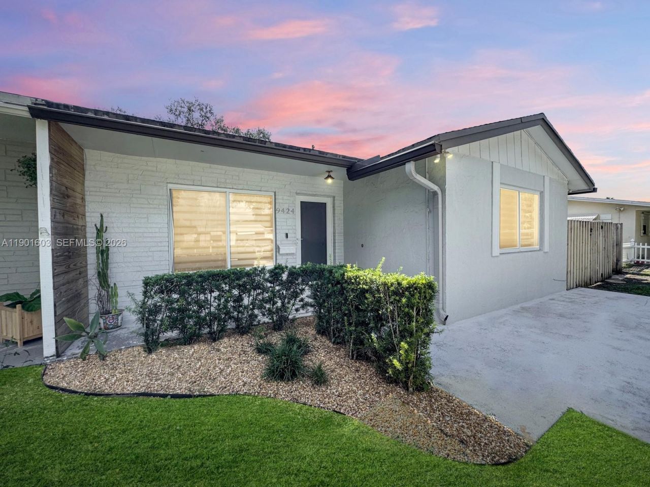 9424 SW 52nd St, Cooper City, FL 33328 Photo