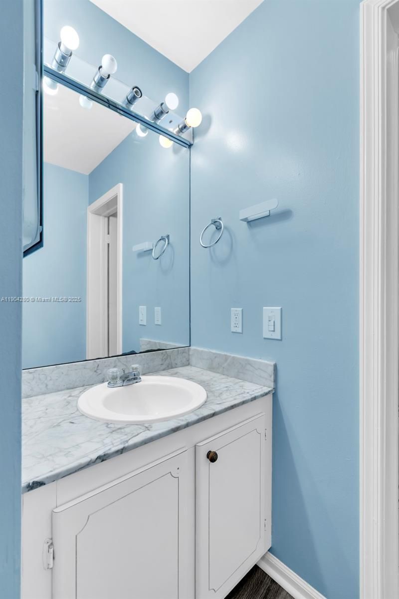 6207 Bay Club Dr, Unit 3, Fort Lauderdale, FL 33308 Photo