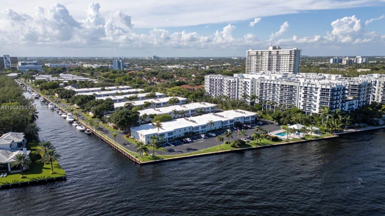 6207 Bay Club Dr, Unit 3, Fort Lauderdale, FL 33308 Photo