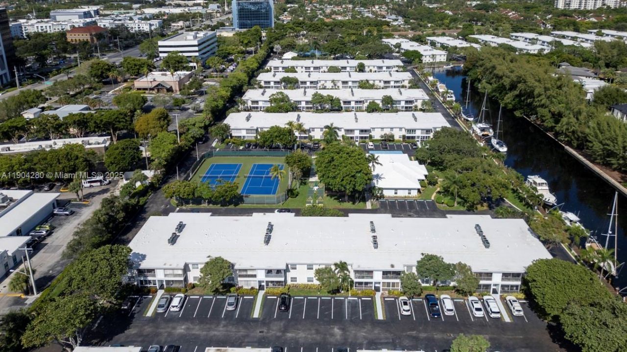 6207 Bay Club Dr, Unit 3, Fort Lauderdale, FL 33308 Photo