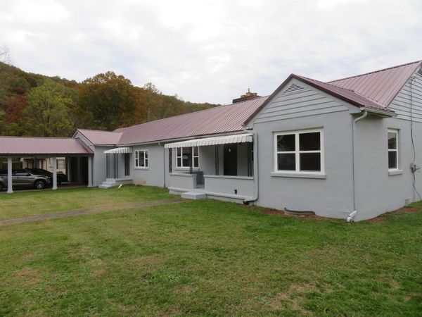16 Mars Addition, West Hamlin, WV 25506
