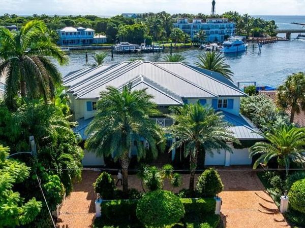 2798 NE 24th St, Lighthouse Point, FL 33064