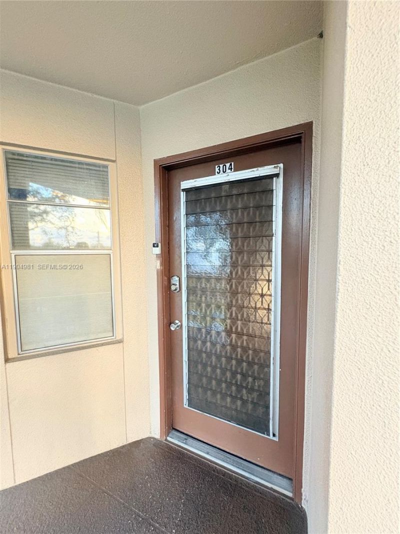 1300 SW 124th Ter, Unit 304P, Pembroke Pines, FL 33027 Photo