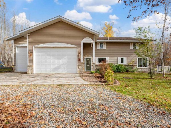 21564 Sugarbush Lane, Cohasset, MN 55721