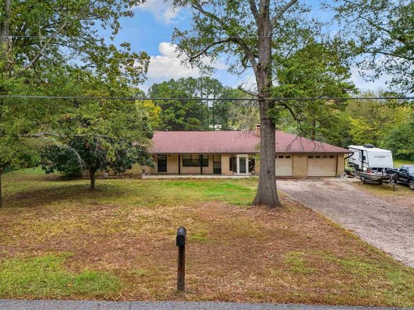 104 N Woodland Drive, Conway, AR 72032