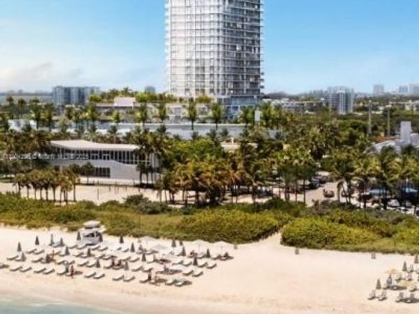 580 72nd St, Unit 810, Miami Beach, FL 33141