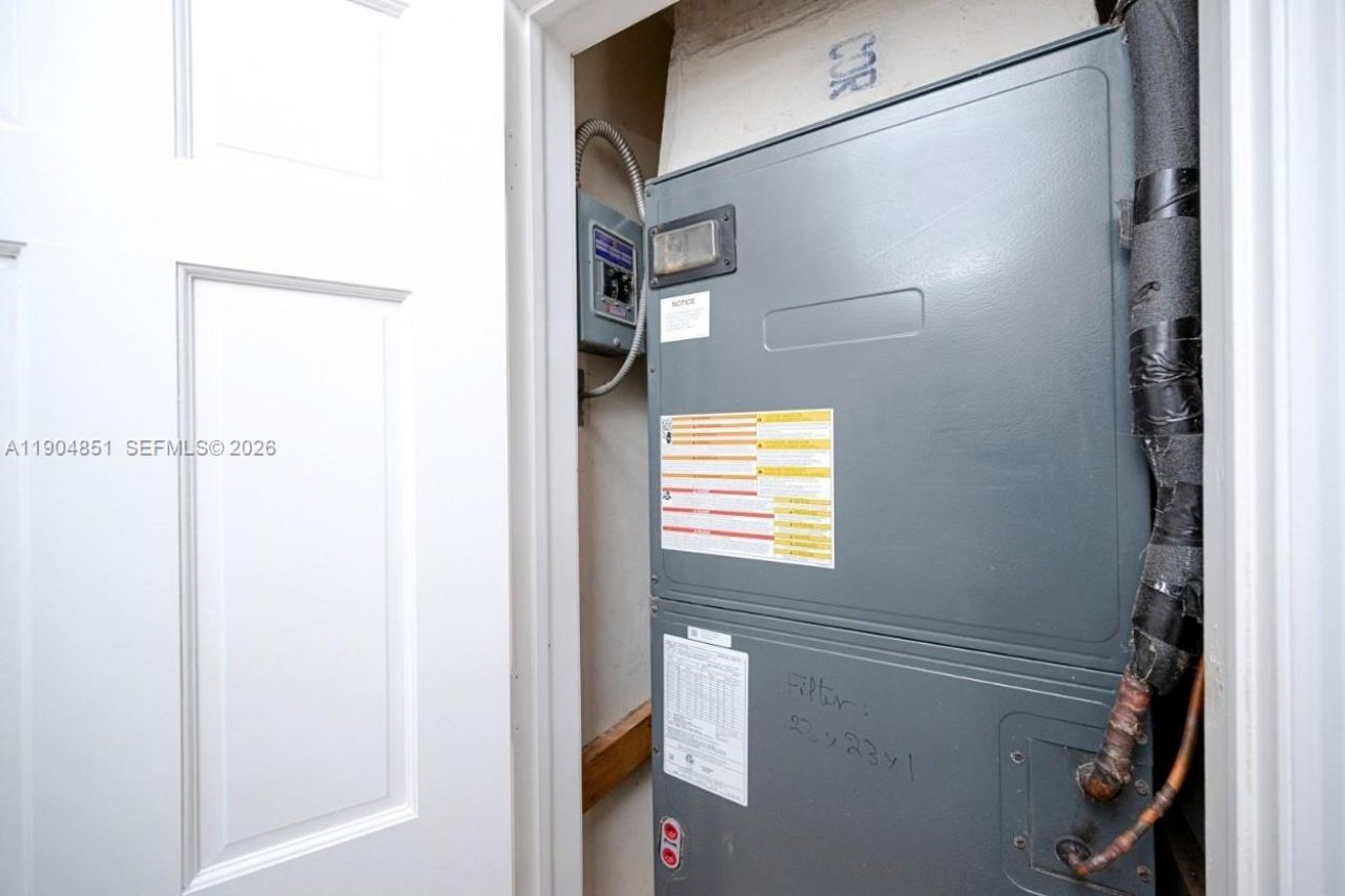 9881 SW 1st Ct, Plantation, FL 33324 Photo