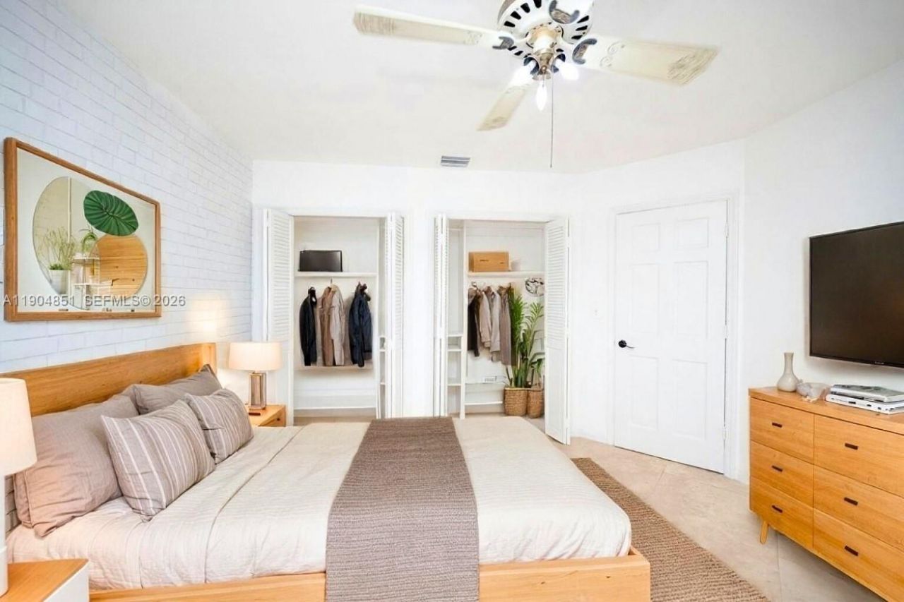 9881 SW 1st Ct, Plantation, FL 33324 Photo