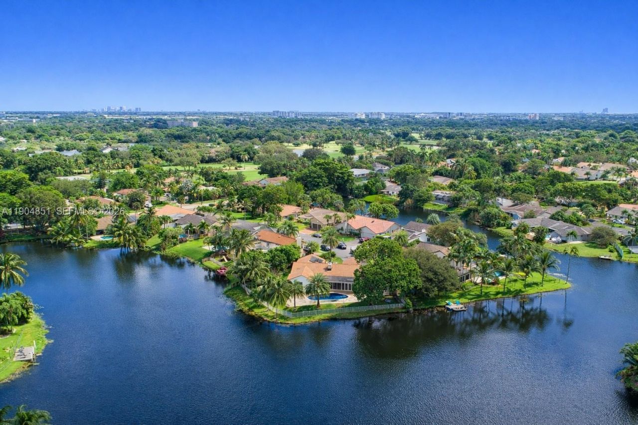 9881 SW 1st Ct, Plantation, FL 33324 Photo