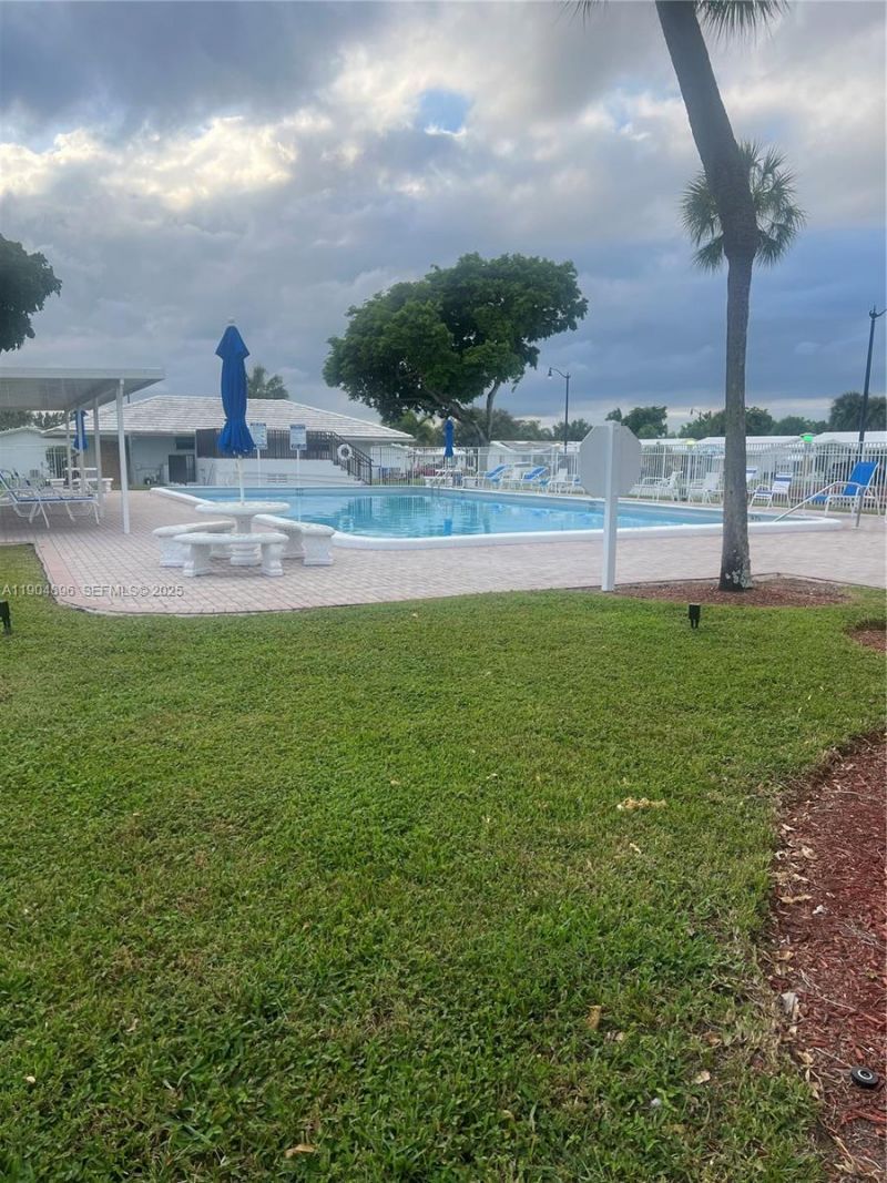 2501 W Golf Blvd, Unit 128, Pompano Beach, FL 33064 Photo
