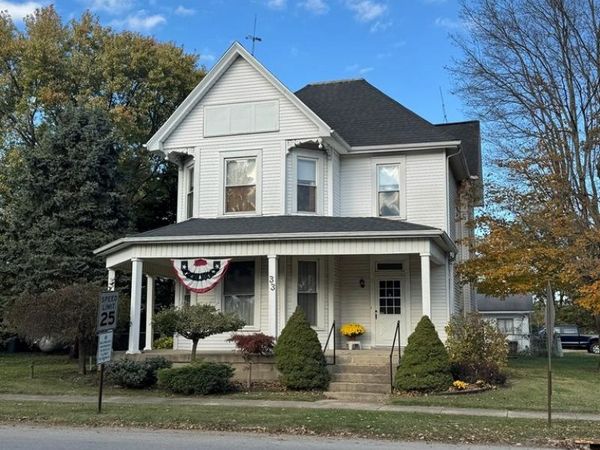 33 E High Street, Frankfort, OH 45628