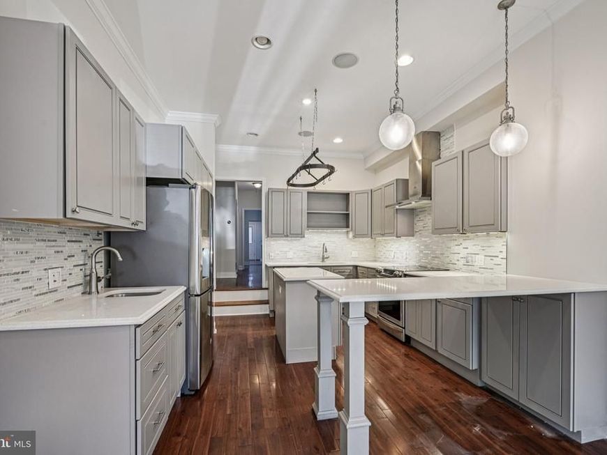 1107 S 47th Street, Philadelphia, PA 19143 Main Photo