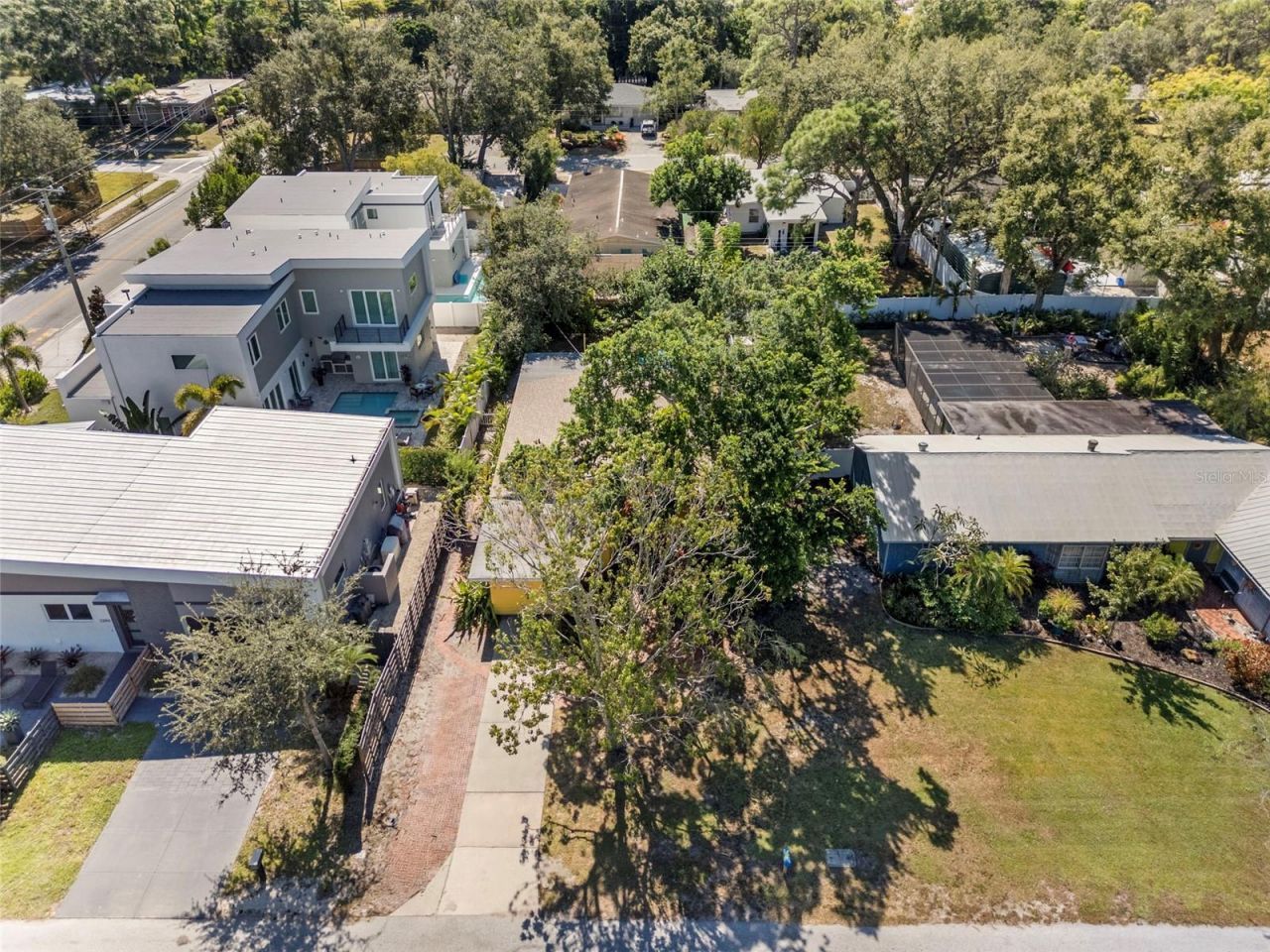 2380 Bay St, Sarasota, FL 34237 Photo