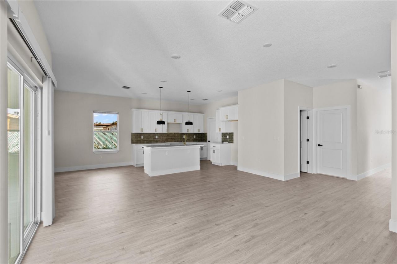 2102 Ashland Boulevard, Orlando, FL 32808 Photo