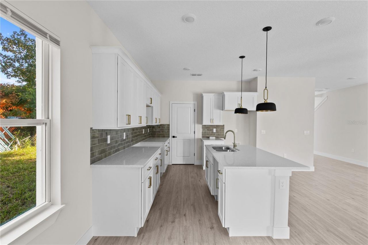 2102 Ashland Boulevard, Orlando, FL 32808 Photo