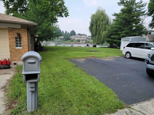 5065 Browns Beach Road, ROCKFORD, IL 61103