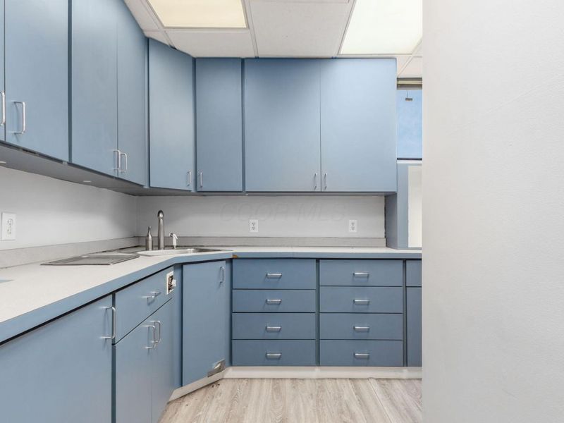 5180 E Main Street, Unit Entire 300, Columbus, OH 43213 Photo 30