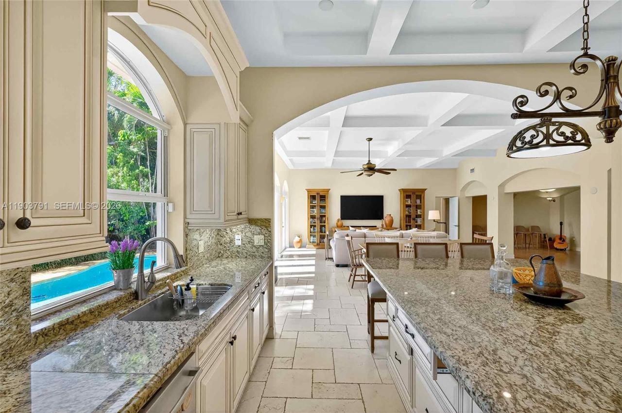 1266 NE 101st St, Miami Shores, FL 33138 Photo