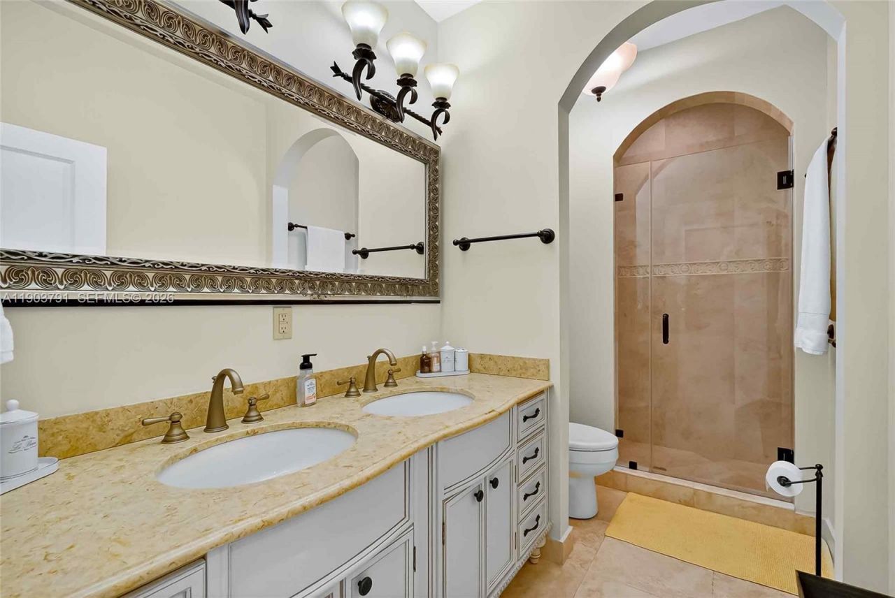 1266 NE 101st St, Miami Shores, FL 33138 Photo