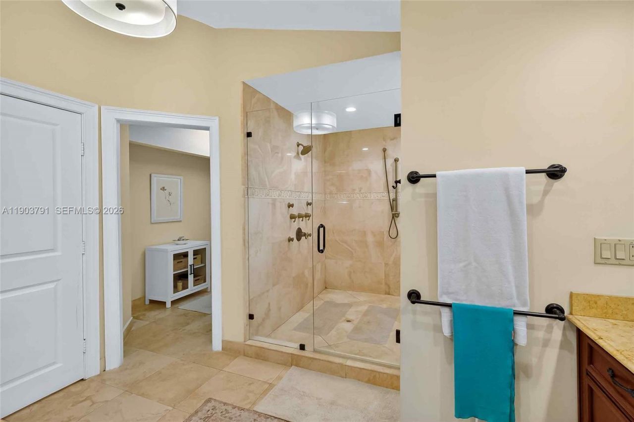 1266 NE 101st St, Miami Shores, FL 33138 Photo