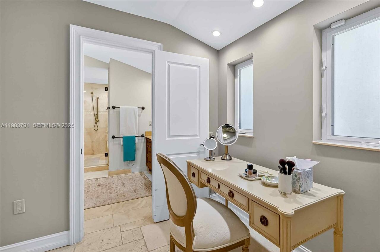 1266 NE 101st St, Miami Shores, FL 33138 Photo