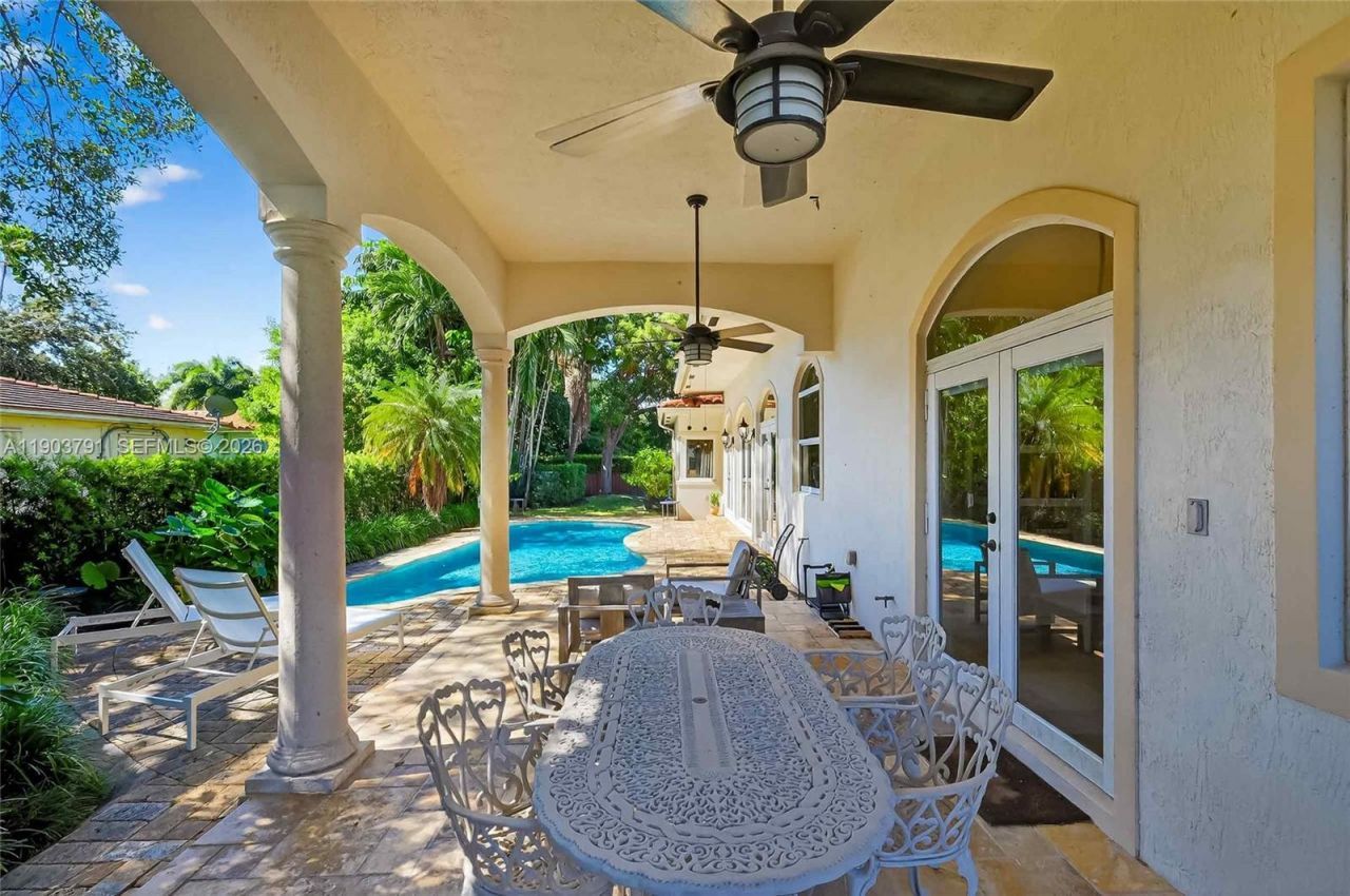 1266 NE 101st St, Miami Shores, FL 33138 Photo