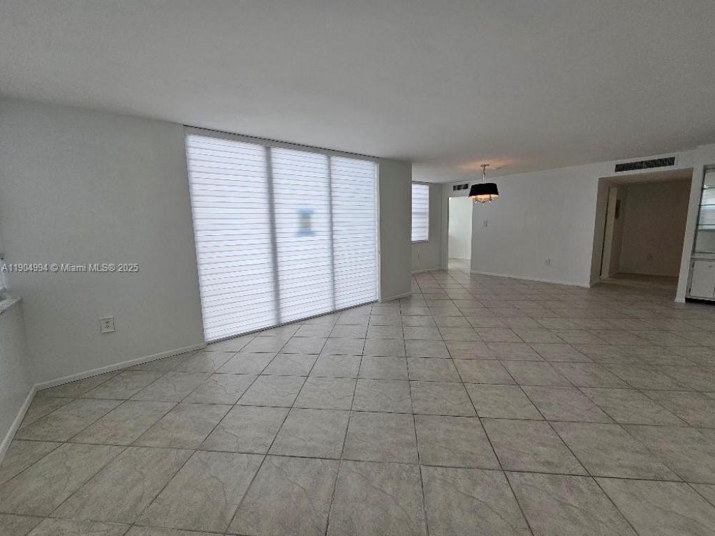 18041 Biscayne Blvd, Unit 204, Aventura, FL 33160 Photo