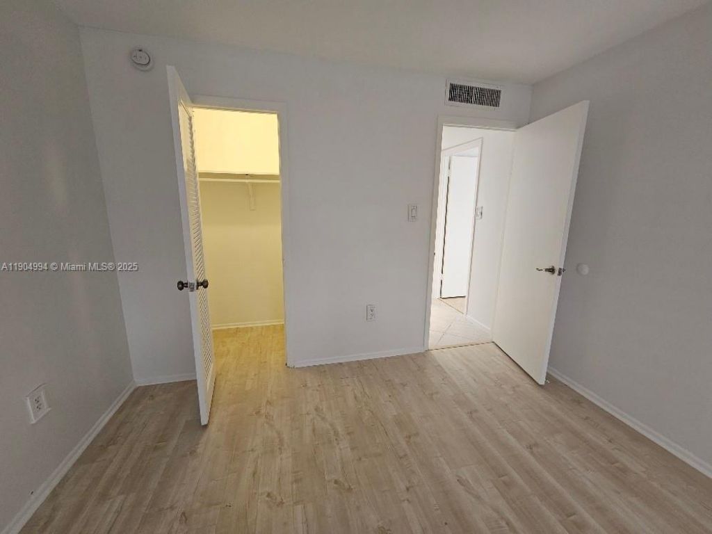 18041 Biscayne Blvd, Unit 204, Aventura, FL 33160 Photo