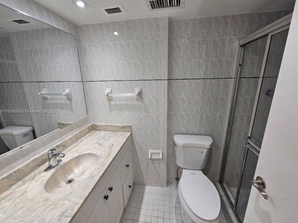 18041 Biscayne Blvd, Unit 204, Aventura, FL 33160 Photo