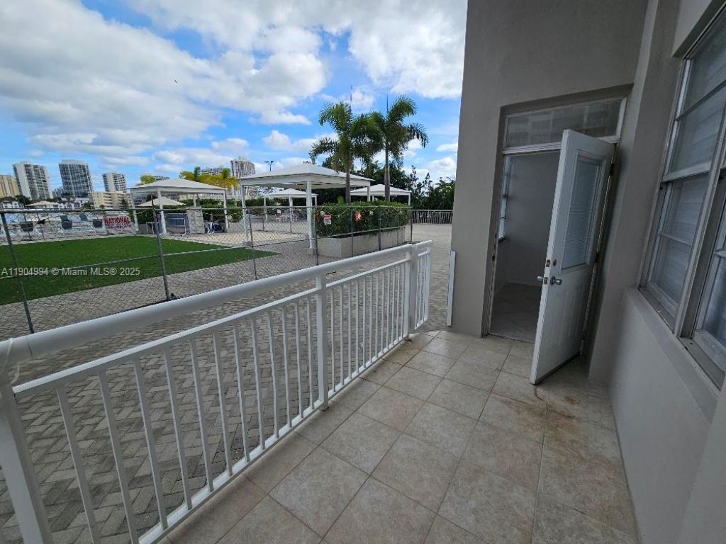 18041 Biscayne Blvd, Unit 204, Aventura, FL 33160 Photo