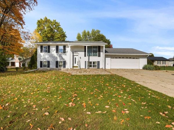 11341 Edison Road, Osceola, IN 46561