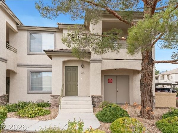 1609 Queen Victoria Street, Unit 201, Las Vegas, NV 89144