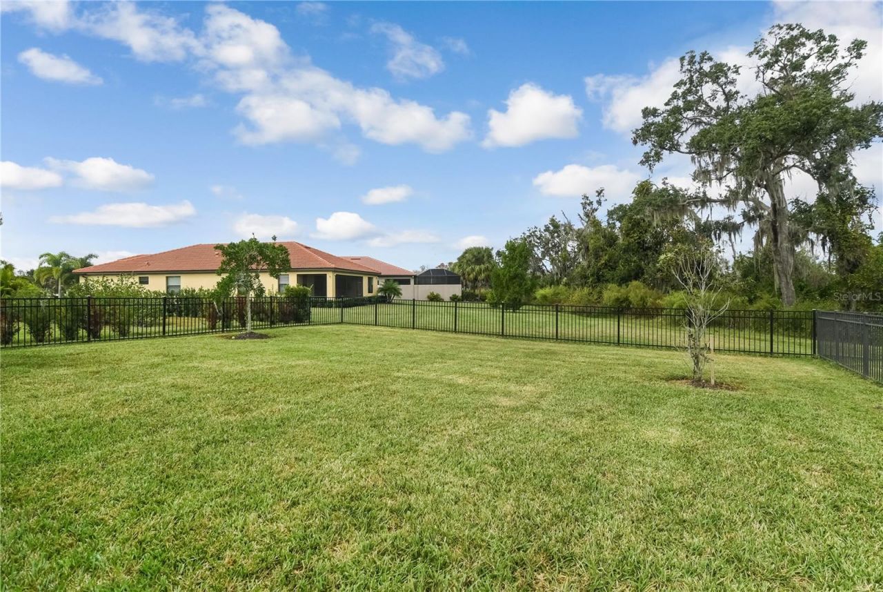 10015 Marbella Drive, Bradenton, FL 34211 Photo